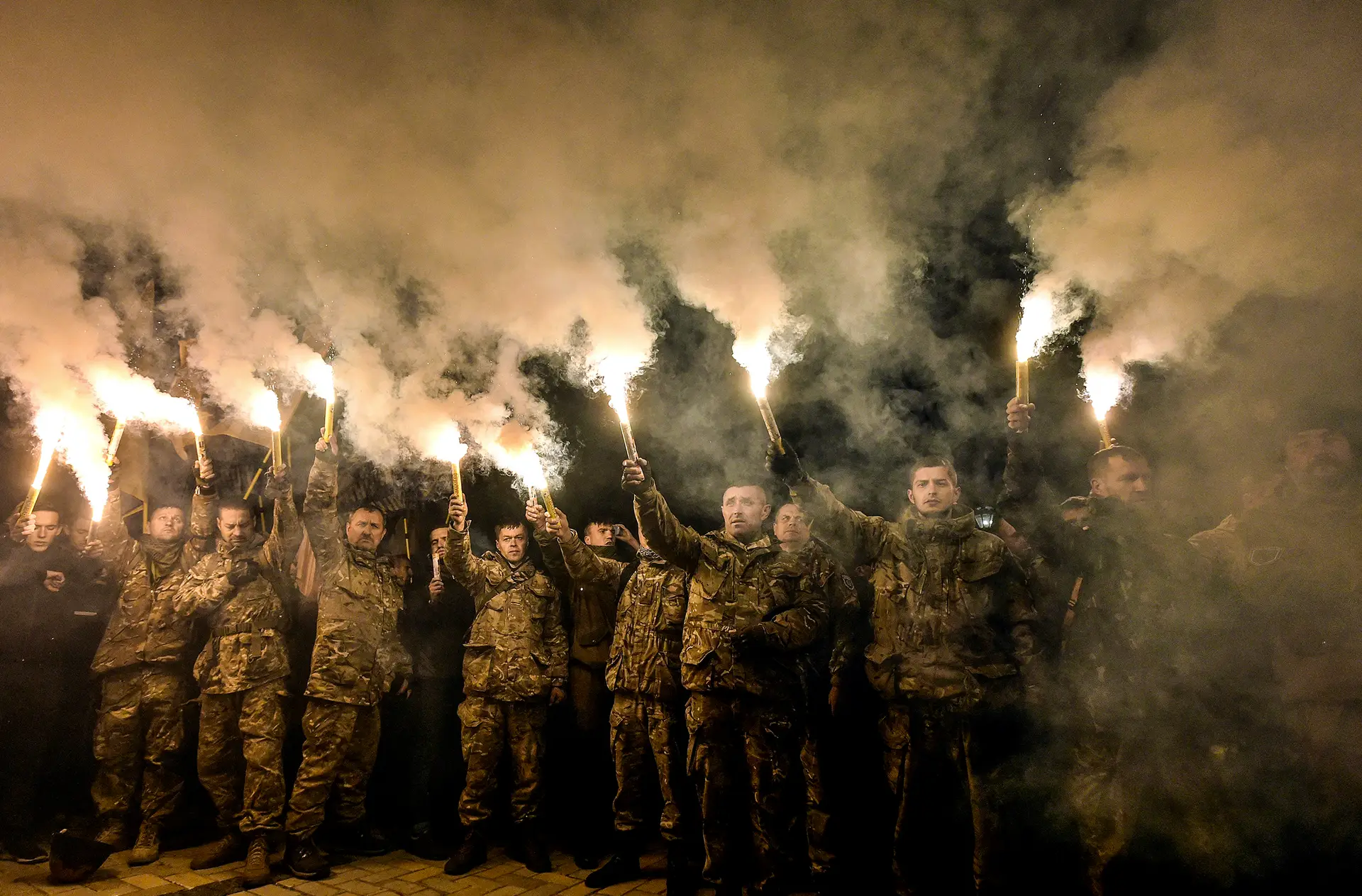 “Qualquer dia é um bom dia para morrer”: os neonazis portugueses que querem combater na Ucrânia