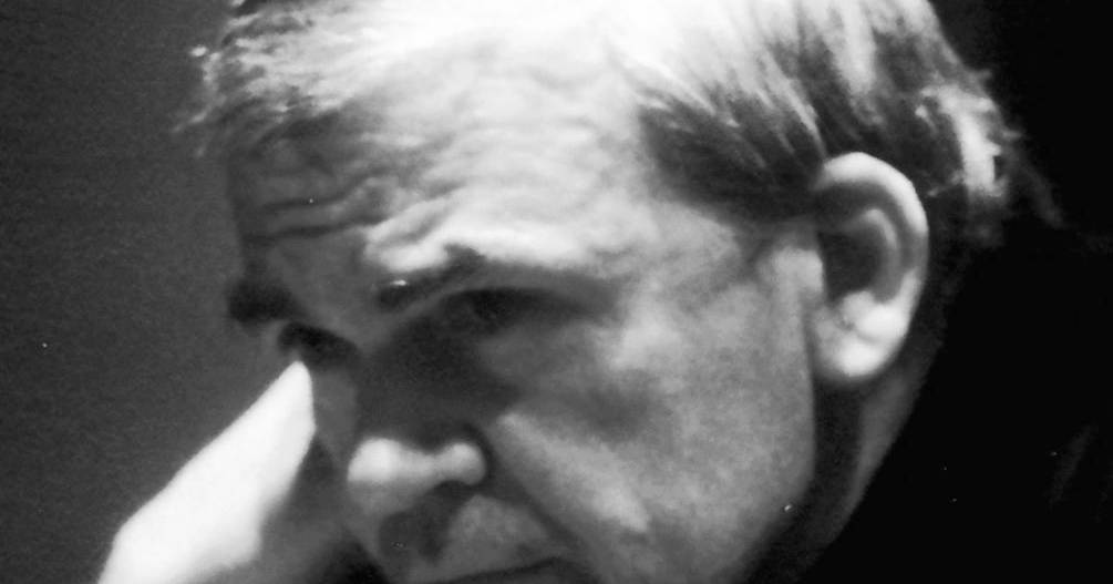 Morreu o escritor Milan Kundera, autor de “A Insustentável Leveza do Ser”