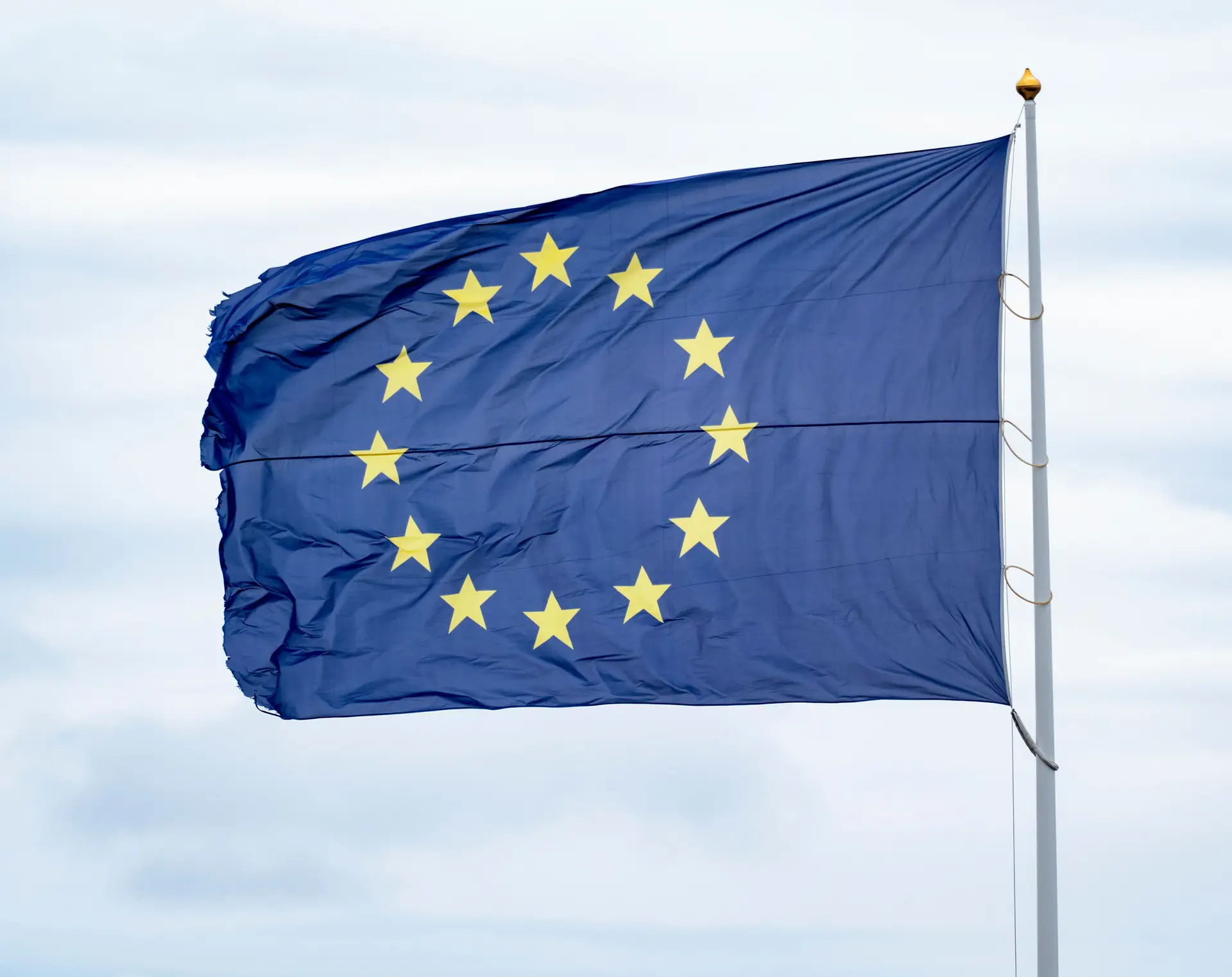 Confiança dos consumidores europeus recuperou em agosto