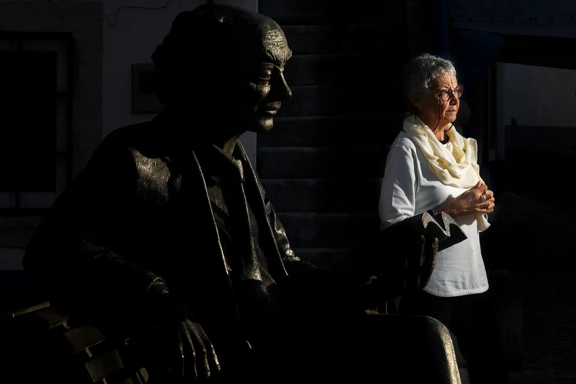 “Há muita coisa nos livros que é um papel químico da nossa vida.” Grande entrevista a Violante Saramago Matos, filha de Saramago