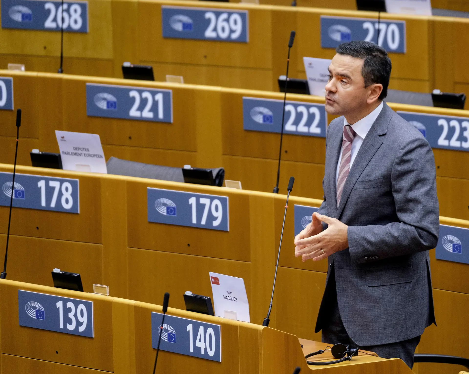 Pedro Marques a discursar no Parlamento Europeu
