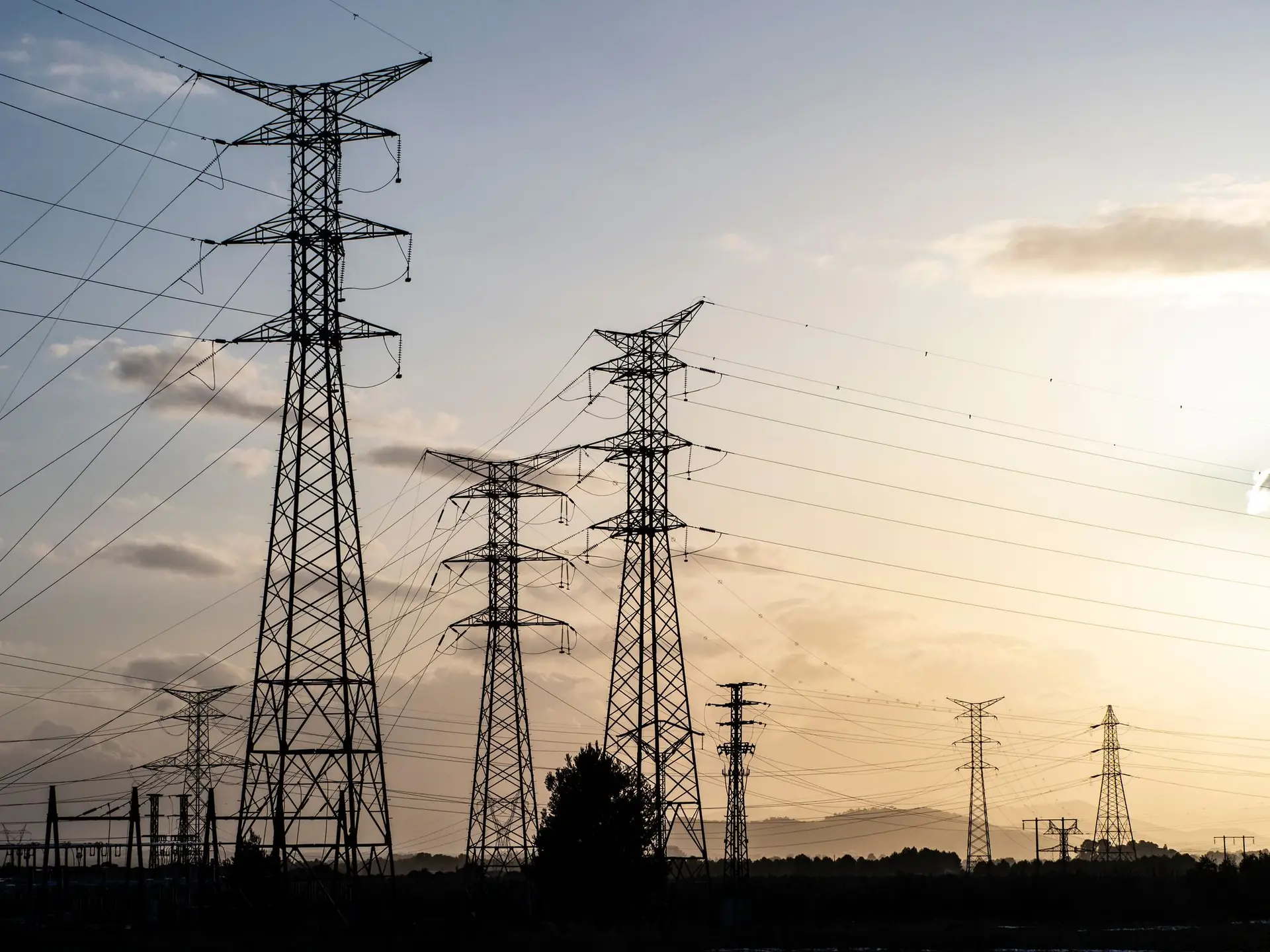 Sistema elétrico nacional pode não ter capacidade de resposta já em 2023