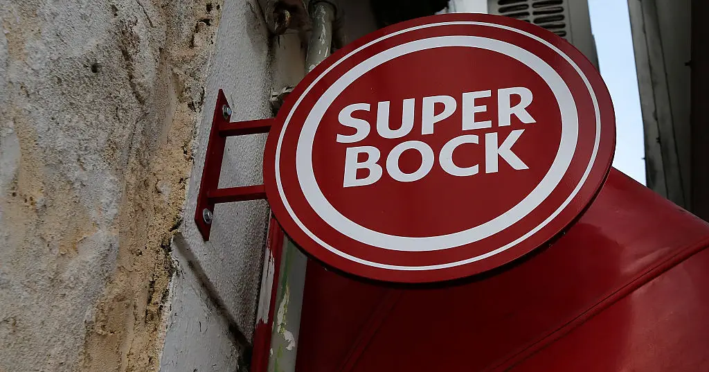 Aumento mínimo de 30 euros e 25 dias de férias: trabalhadores da Super Bock validam princípio de acordo