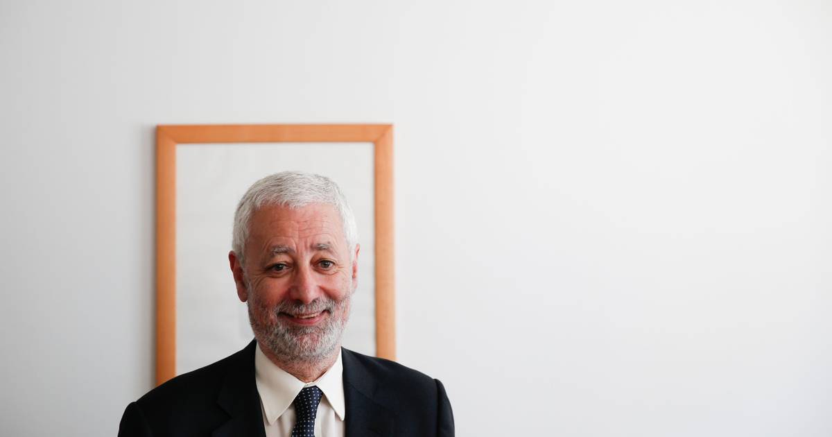 Sampaio da Nóvoa: “A pedagogia pertence aos professores e não à sociedade”