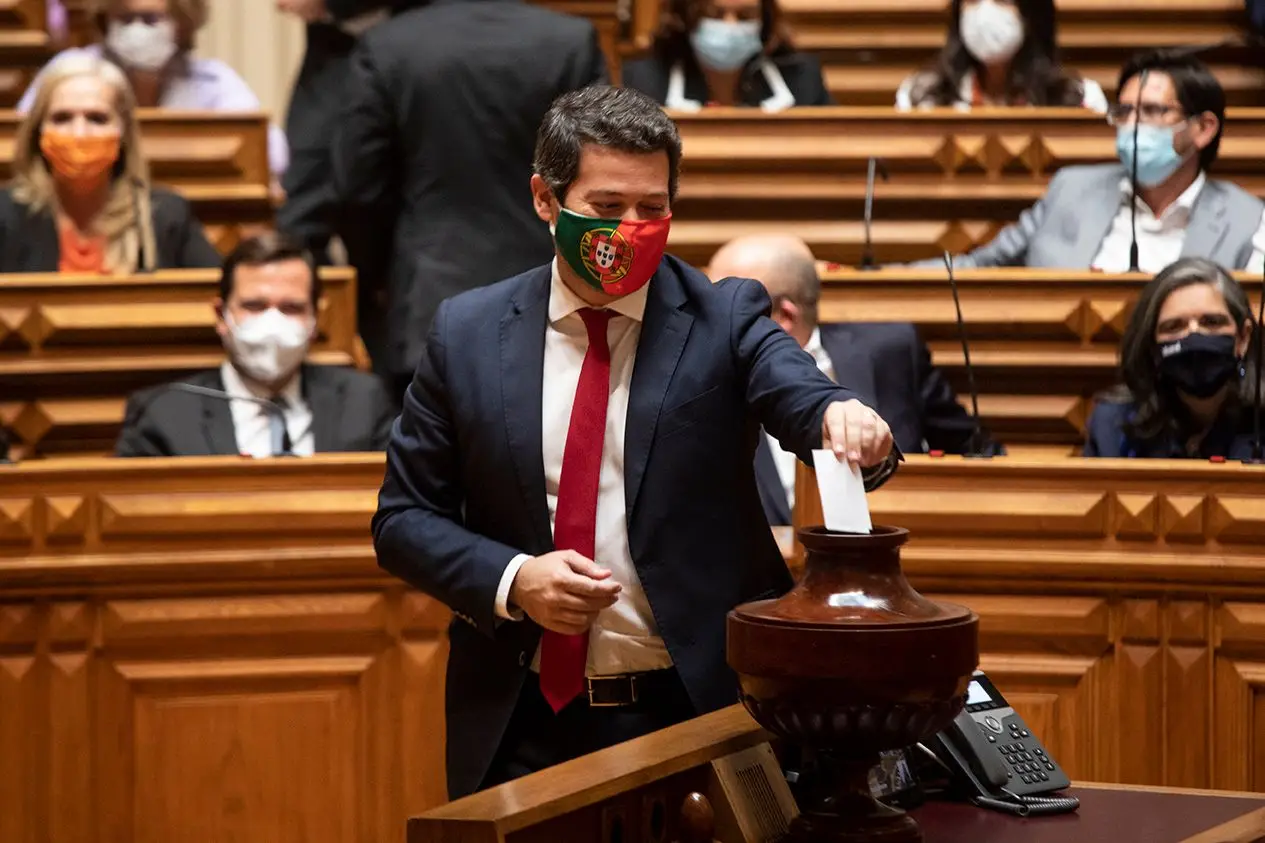 Incêndios: Chega quer inquérito anual do parlamento sobre o combate aos fogos