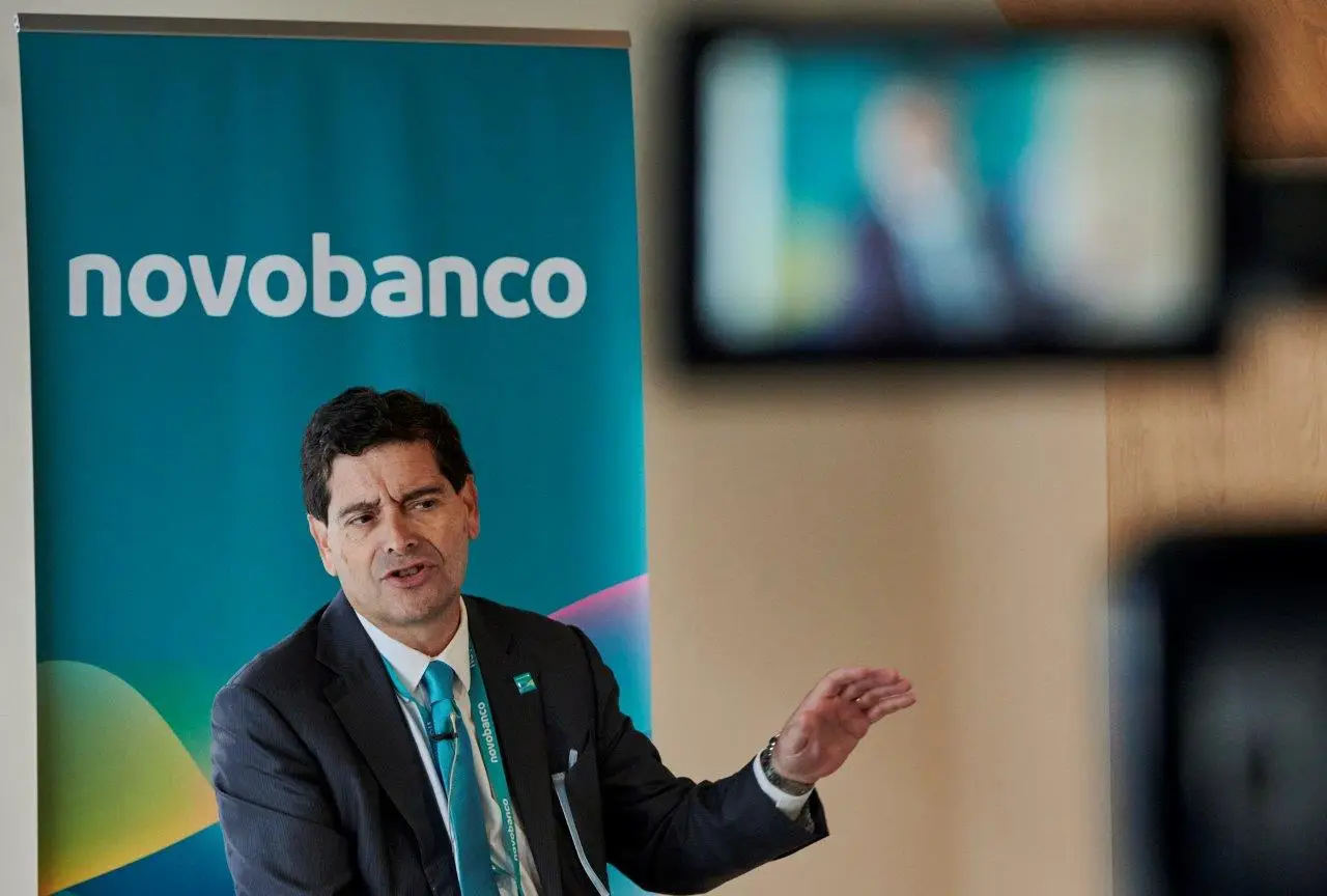 António Ramalho sai do Novo Banco após assembleia-geral hostil por parte do Estado