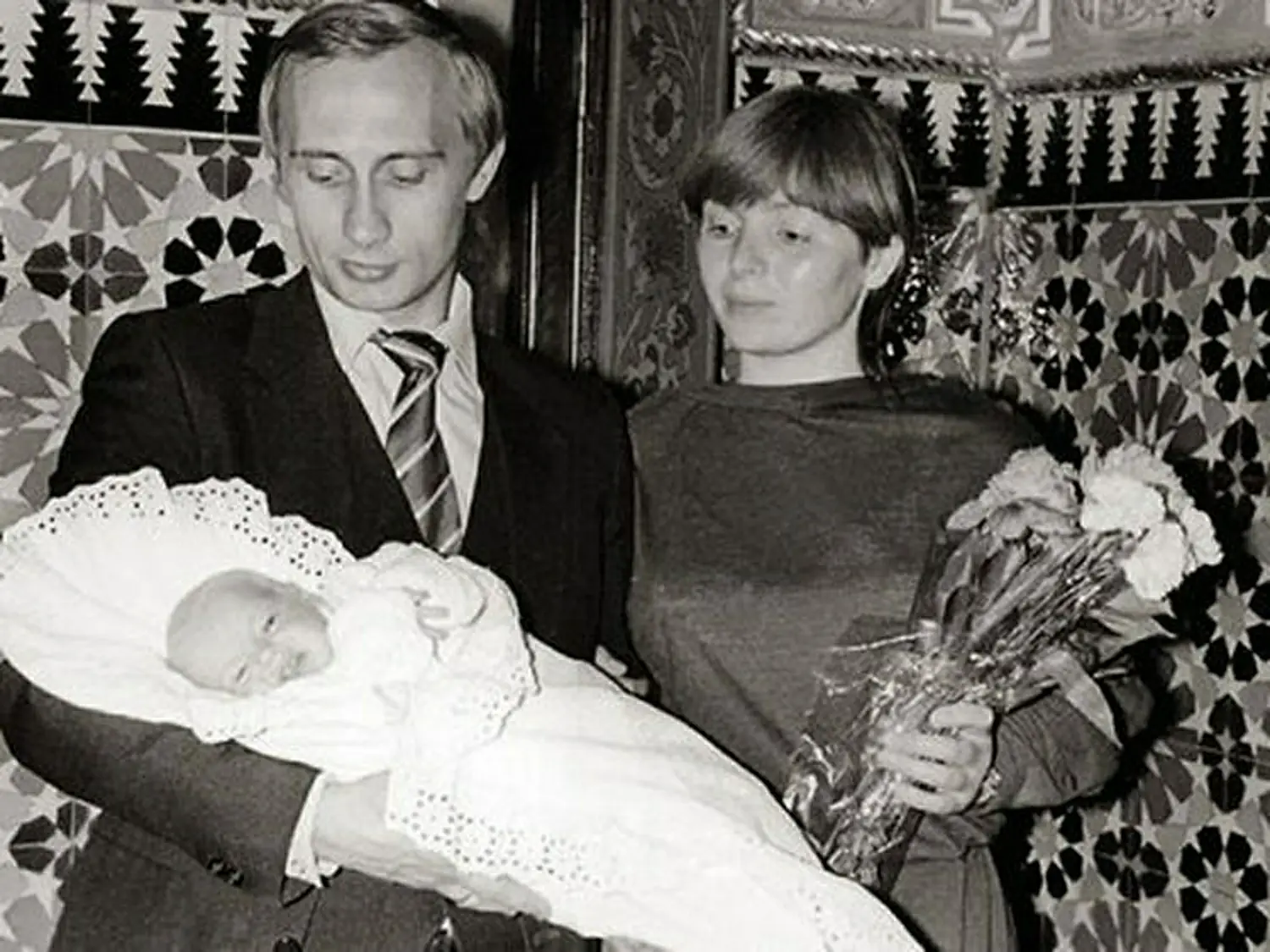 Putin e a ex-mulher, com uma das filhas