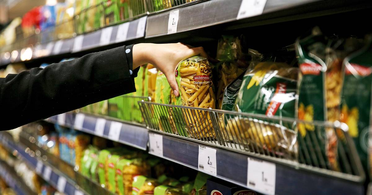 Preço do cabaz de alimentos atinge novo recorde: a mesma lista de compras custa agora mais 30 euros do que há um ano