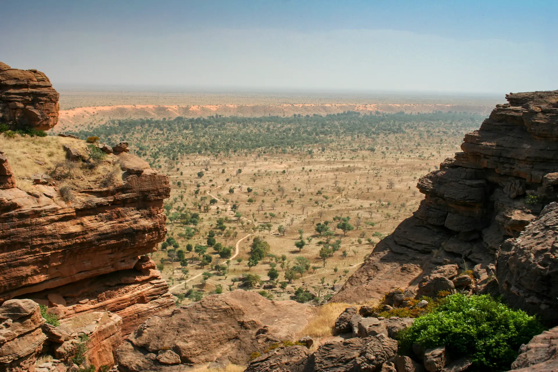 Dez mortos em ataque 'jihadista' no Mali a coluna militar com mercenários do grupo Wagner