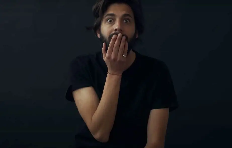 Salvador Sobral anuncia pausa: “Desde que saí do hospital, em 2018, que não parei de tocar por todo o lado”