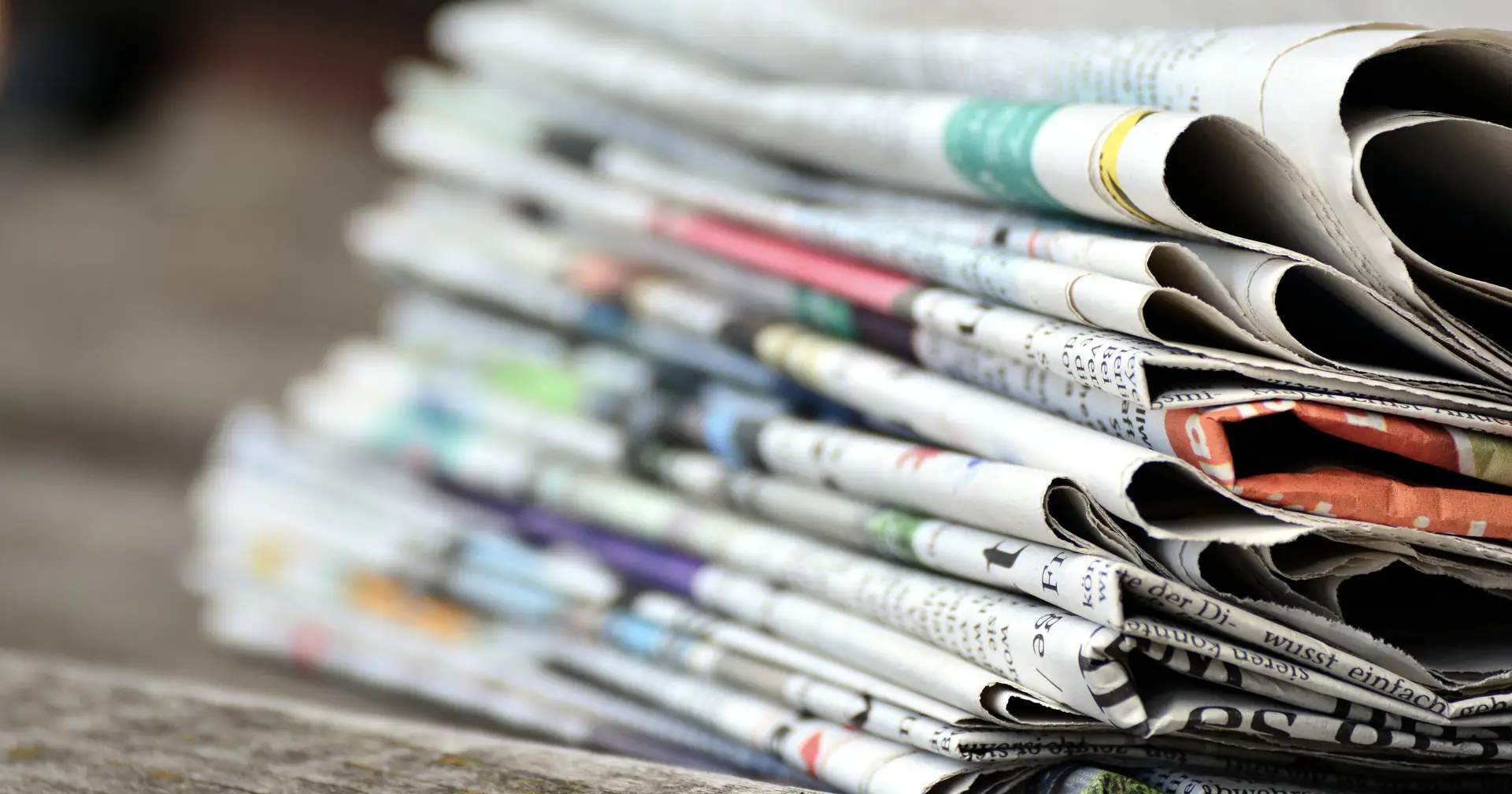 Aumento dos preços do papel eleva os custos de produção dos jornais para o dobro