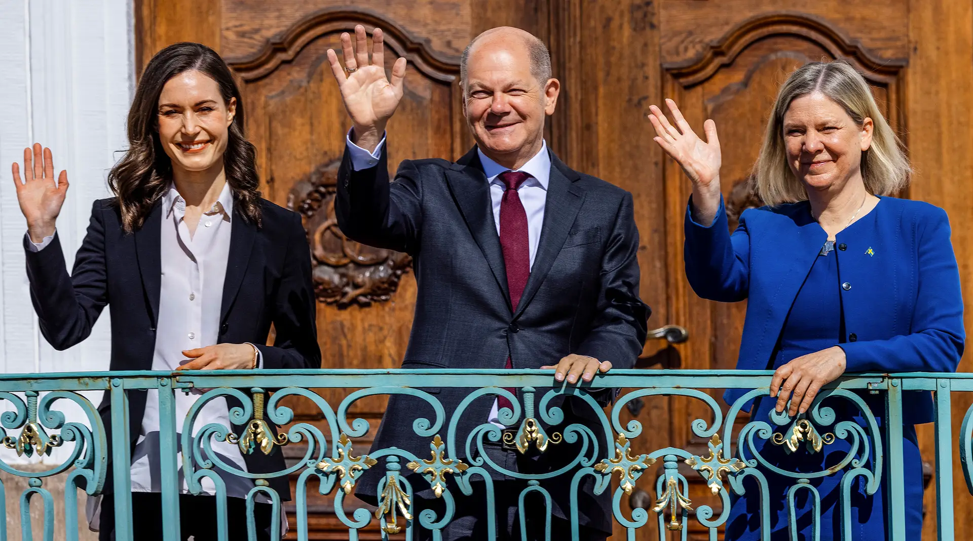 Os chefes de Governo da Finlândia (Sanna Marin), Alemanha (Olaf Scholz) e Suécia (Magdalena Andersson), todos sociais--democratas, reuniram--se esta semana em Meseberg, na Alemanha