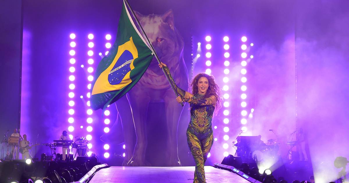 Shakira tocou para 2 milhões de pessoas na praia de Copacabana