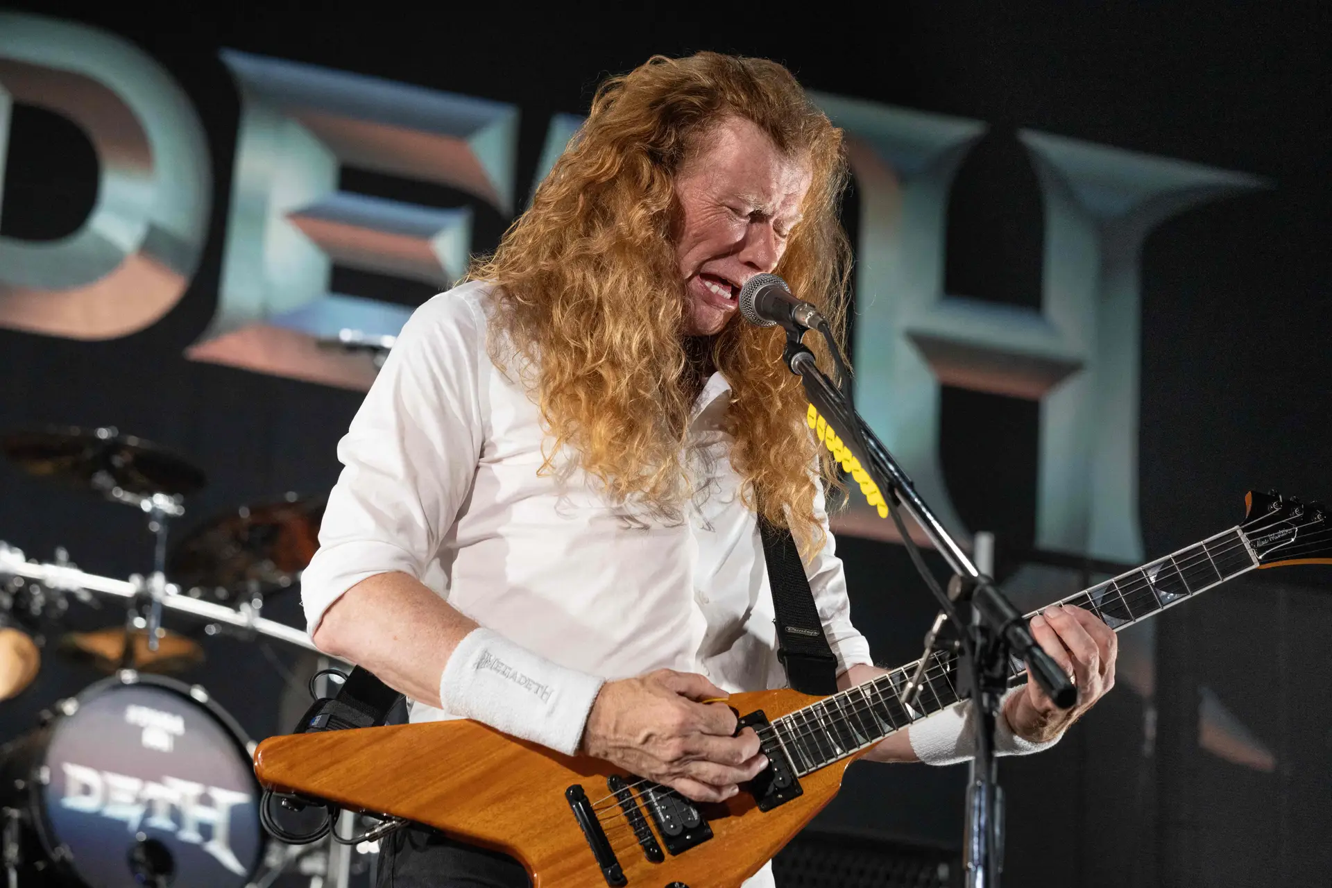 Dave Mustaine expulsa seguranças de concerto dos Megadeth: “Tirem-nos daqui ou eu vou-me embora”