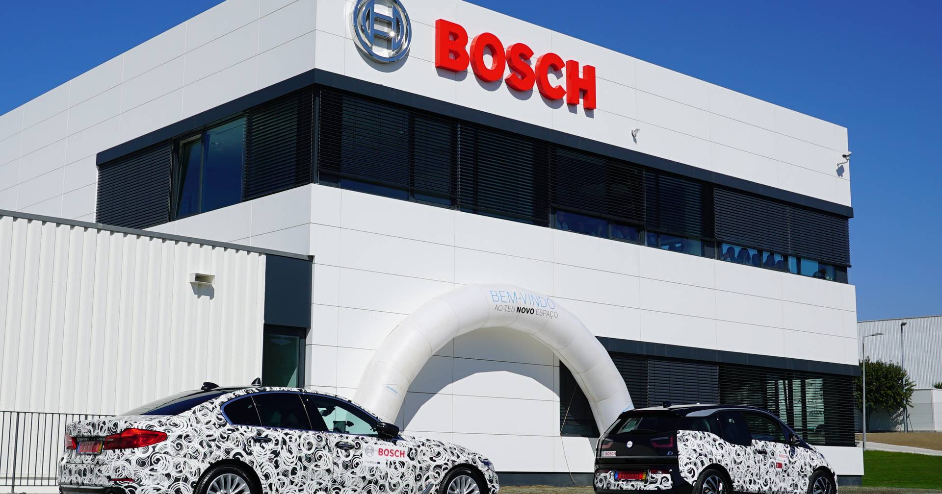 Bosch baut in Braga ein Team zur Entwicklung eines Airbag-Programms auf und stellt bis Ende 2023 80 Mitarbeiter ein