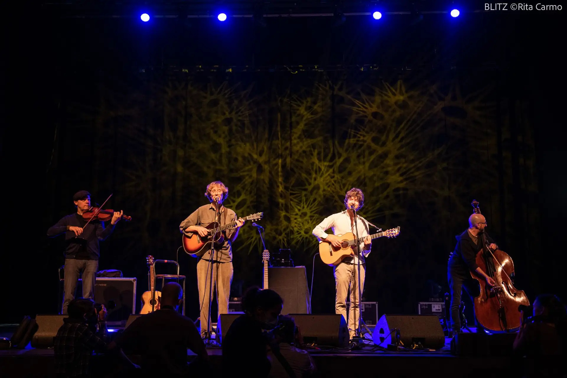 STAY OUT OF TROUBLE (TRADUÇÃO) - Kings Of Convenience 