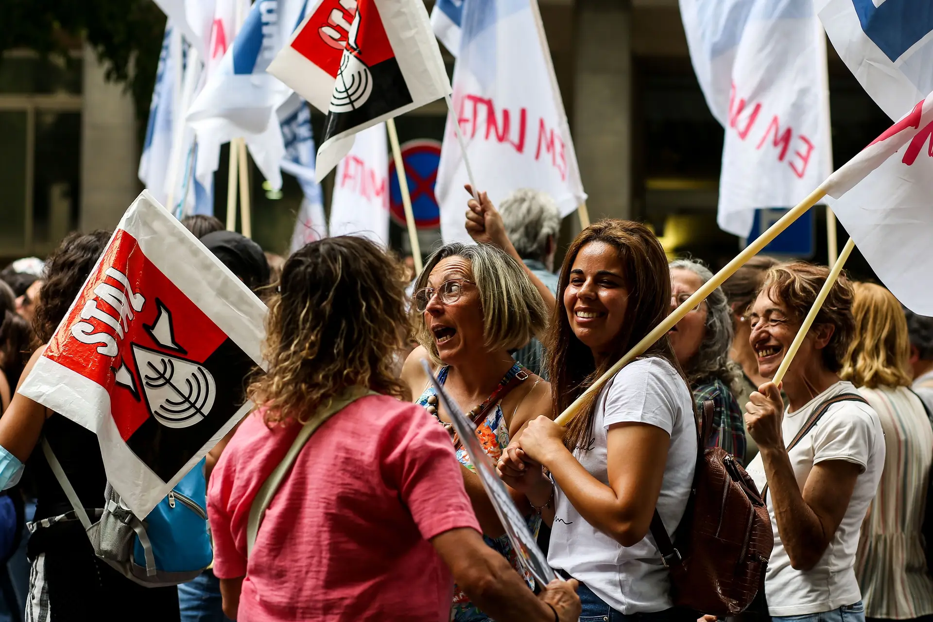 Função Pública: salários mais baixos ganham poder de compra, mas a maior parte perde até 7,8%