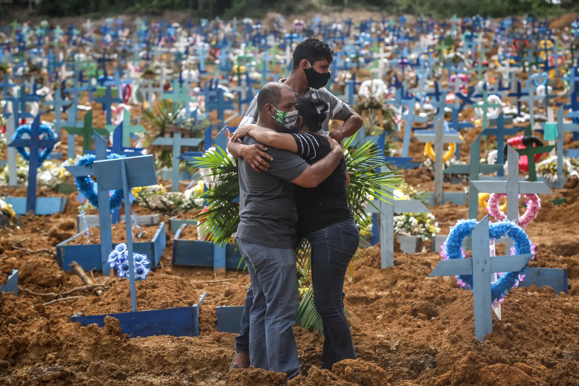 Covid-19. OMS revê os números: pandemia provocou perto de 15 milhões de mortos