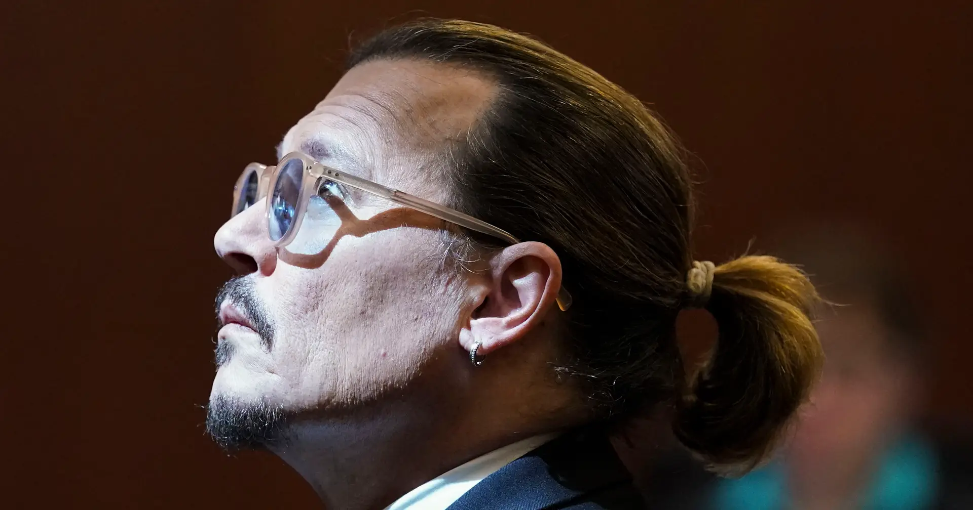 “Foi o comportamento pouco profissional de Johnny Depp que estragou a sua carreira, não foi Amber Heard”, afirma ex-agente do ator