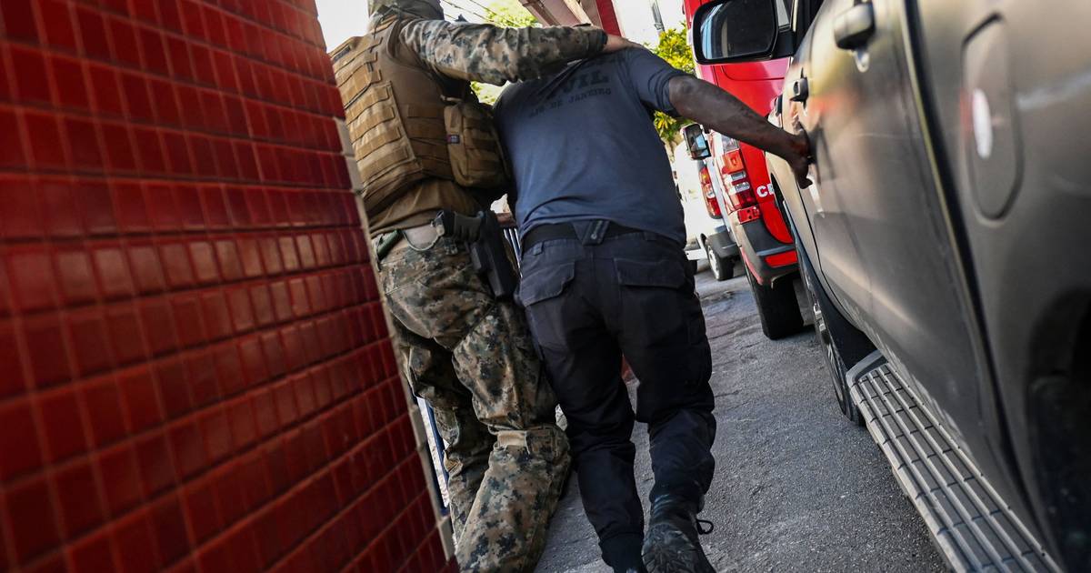 Pelo menos 11 mortos em operação policial em favela do Rio de Janeiro