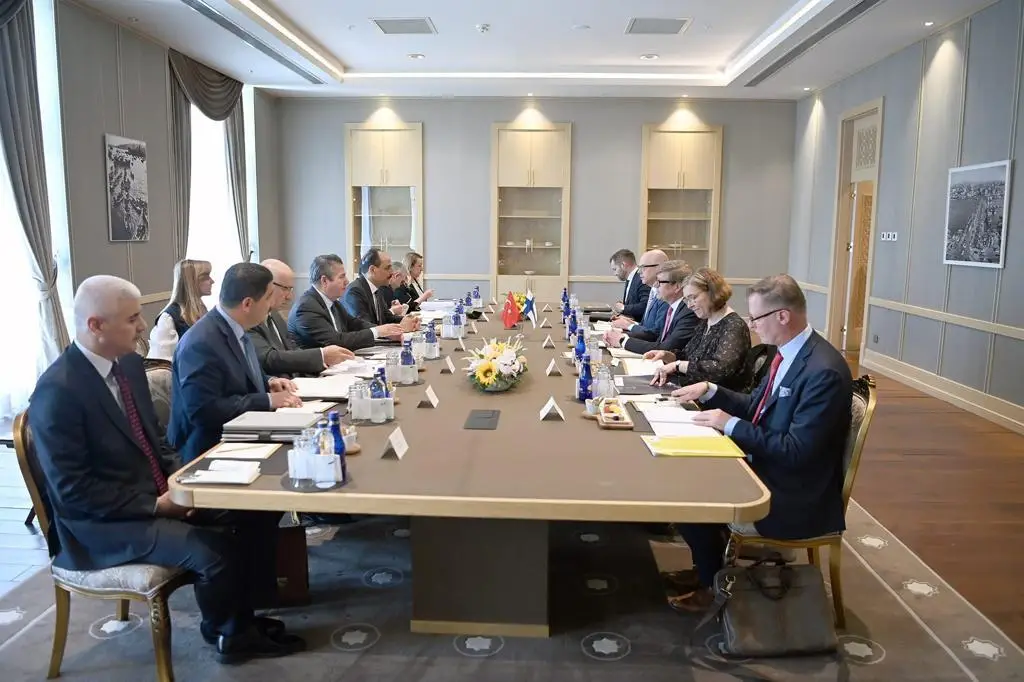 Turquia apresenta lista de exigências para abrir a porta da NATO à Suécia e à Finlândia