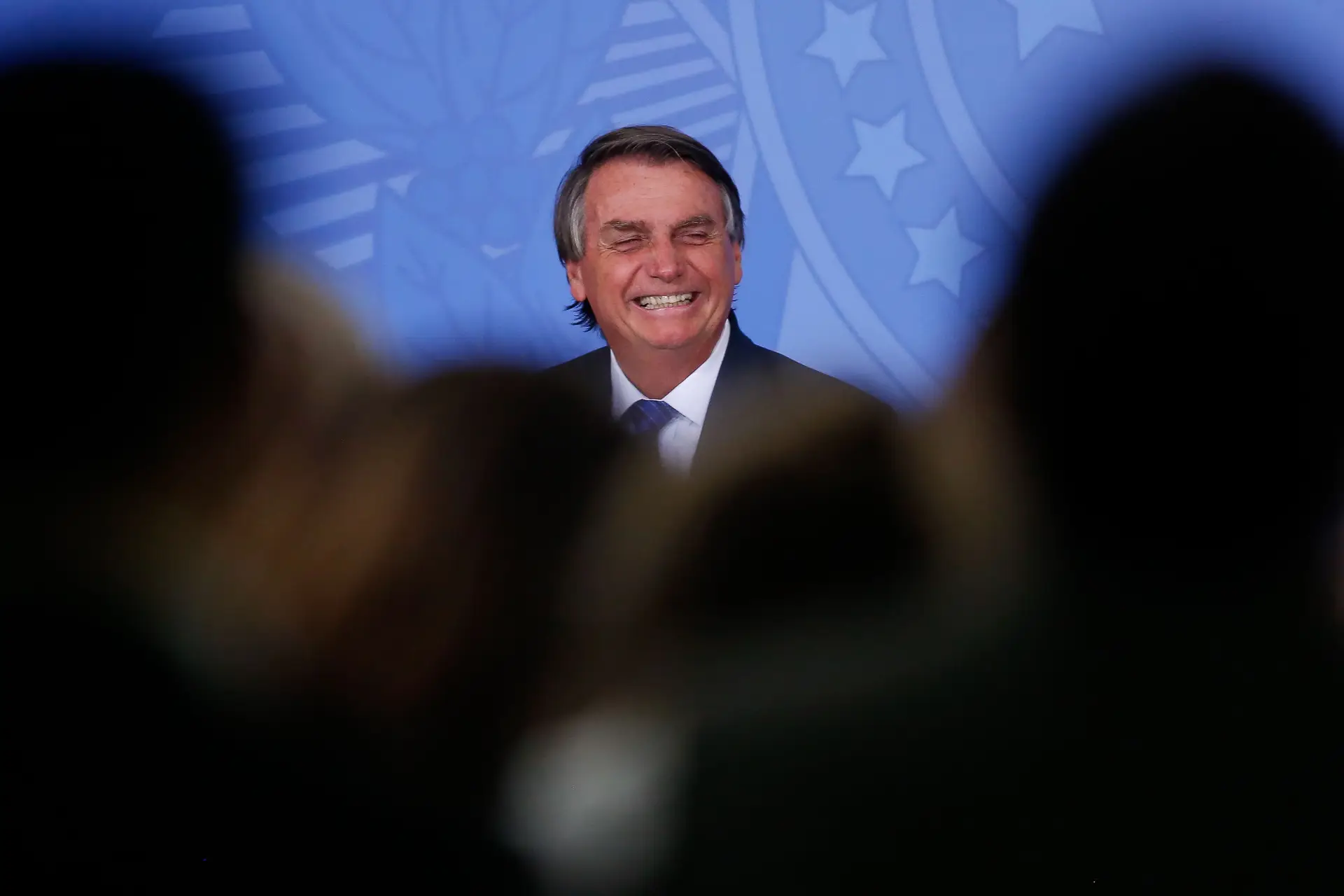 Bolsonaro cancela encontro com Marcelo, Presidente vai ao Brasil com "o mesmo programa"