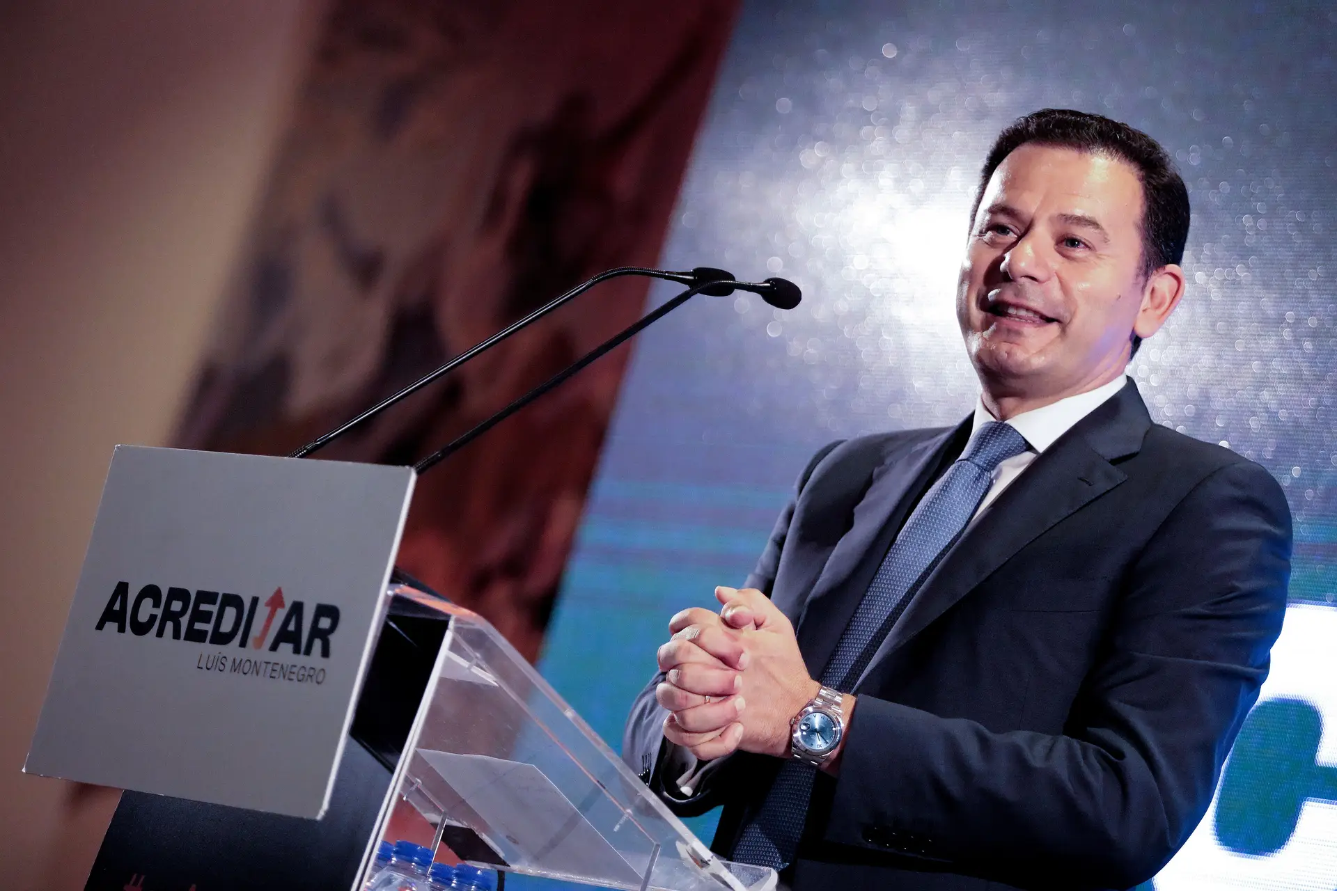 Luís Montenegro “não foi informado de nada” sobre planos do Governo para novo aeroporto