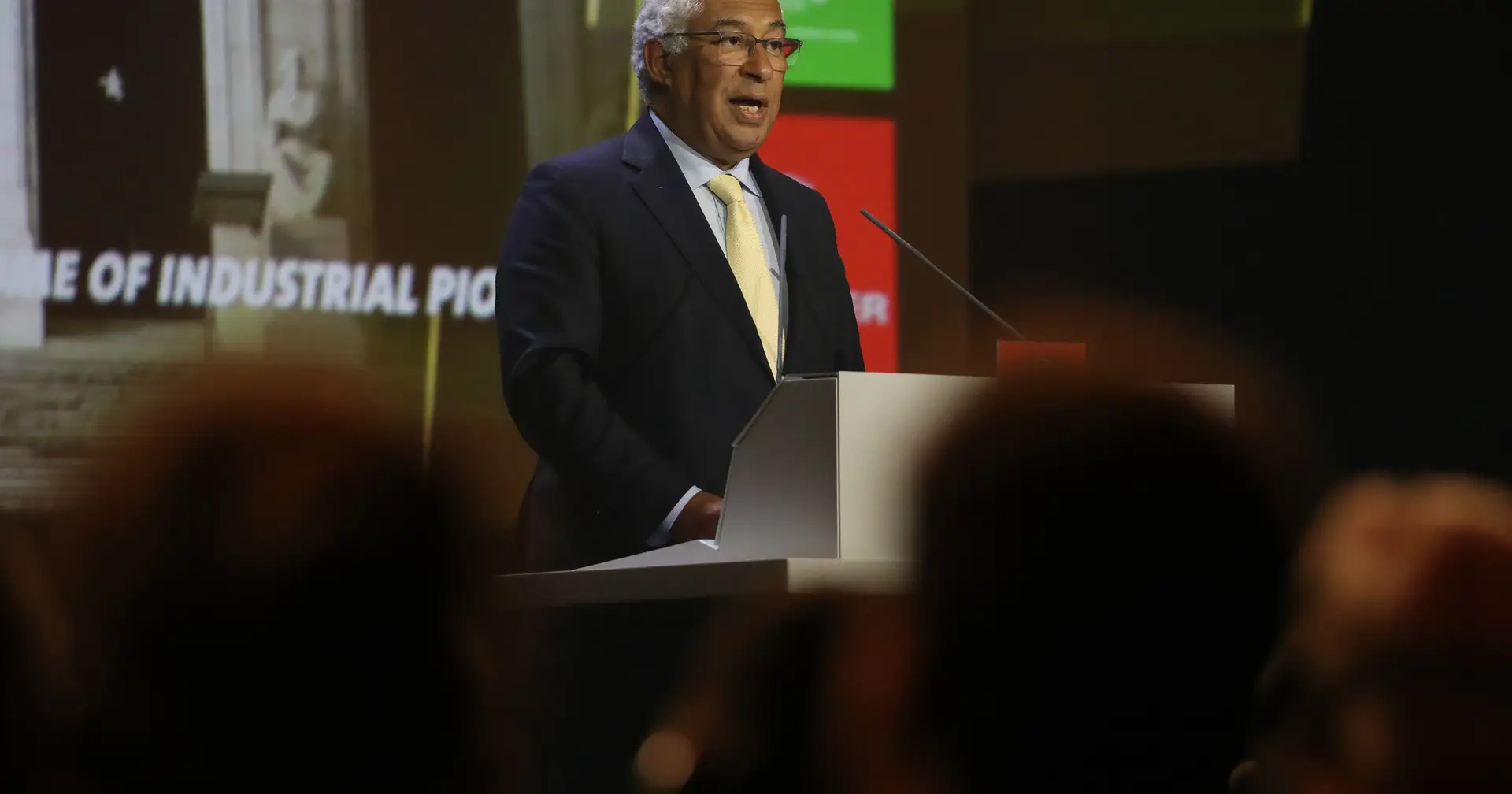 Costa promove Portugal na Alemanha como o “destino e parceiro certo”