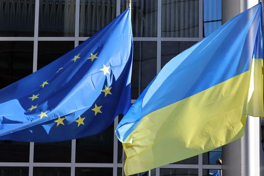 Mais um pacote de sanções à Rússia aprovado por Bruxelas e outras notícias que marcaram o 663.º dia de guerra