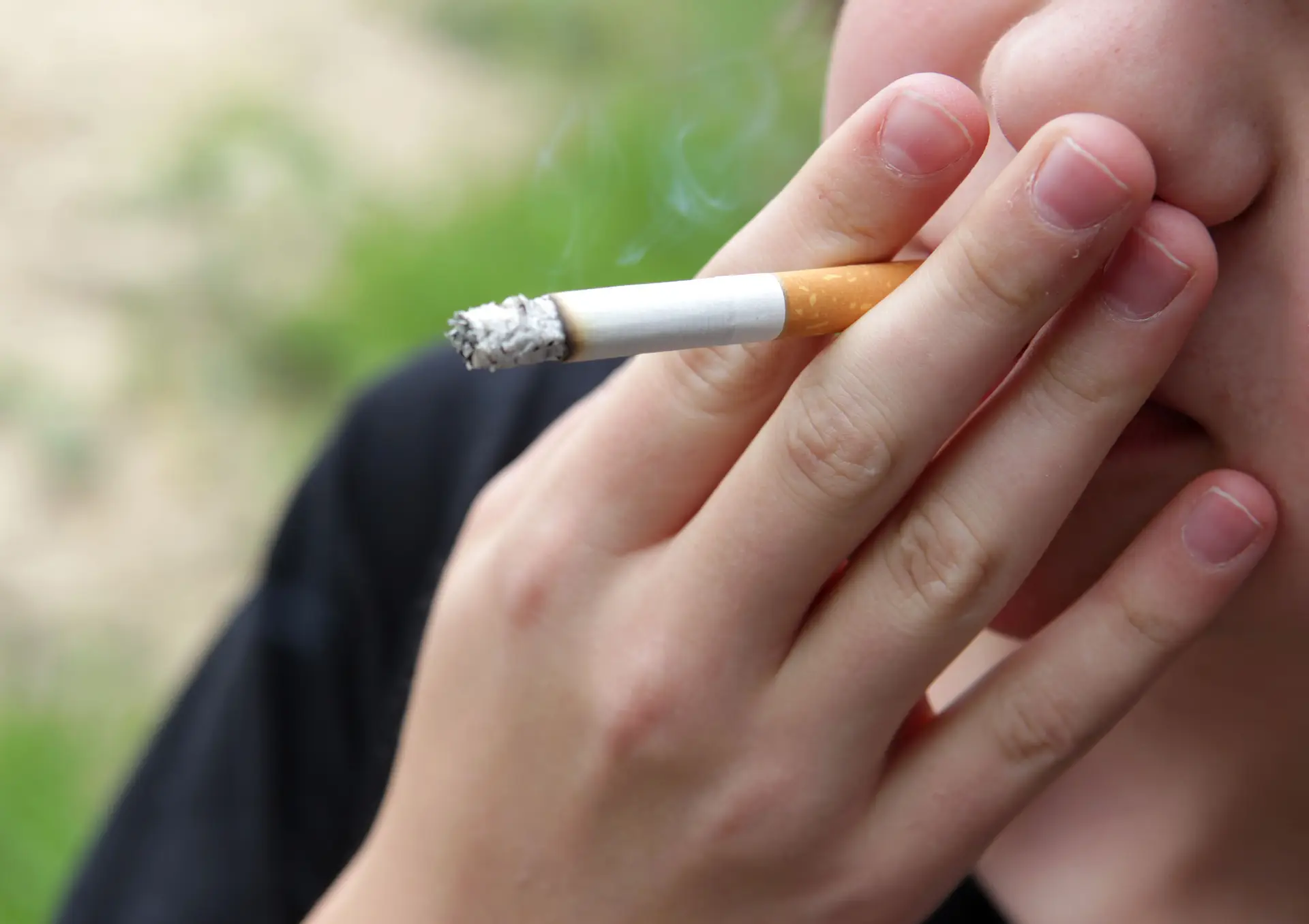 Deixar de fumar pode custar até 200 euros por mês: preços dos medicamentos antitabágicos são uma "barreira enorme"