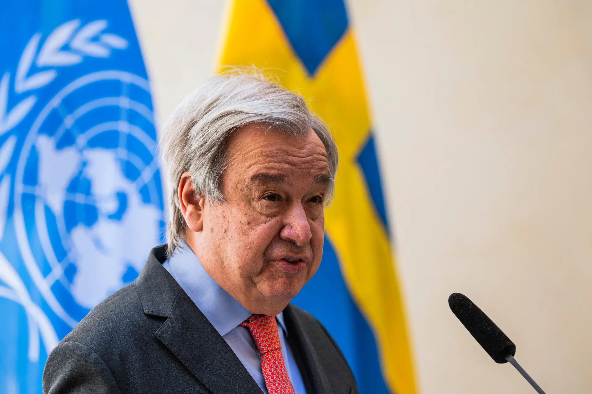 Guterres defende que a Rússia não deve ser excluída da Conferência dos Oceanos em Lisboa