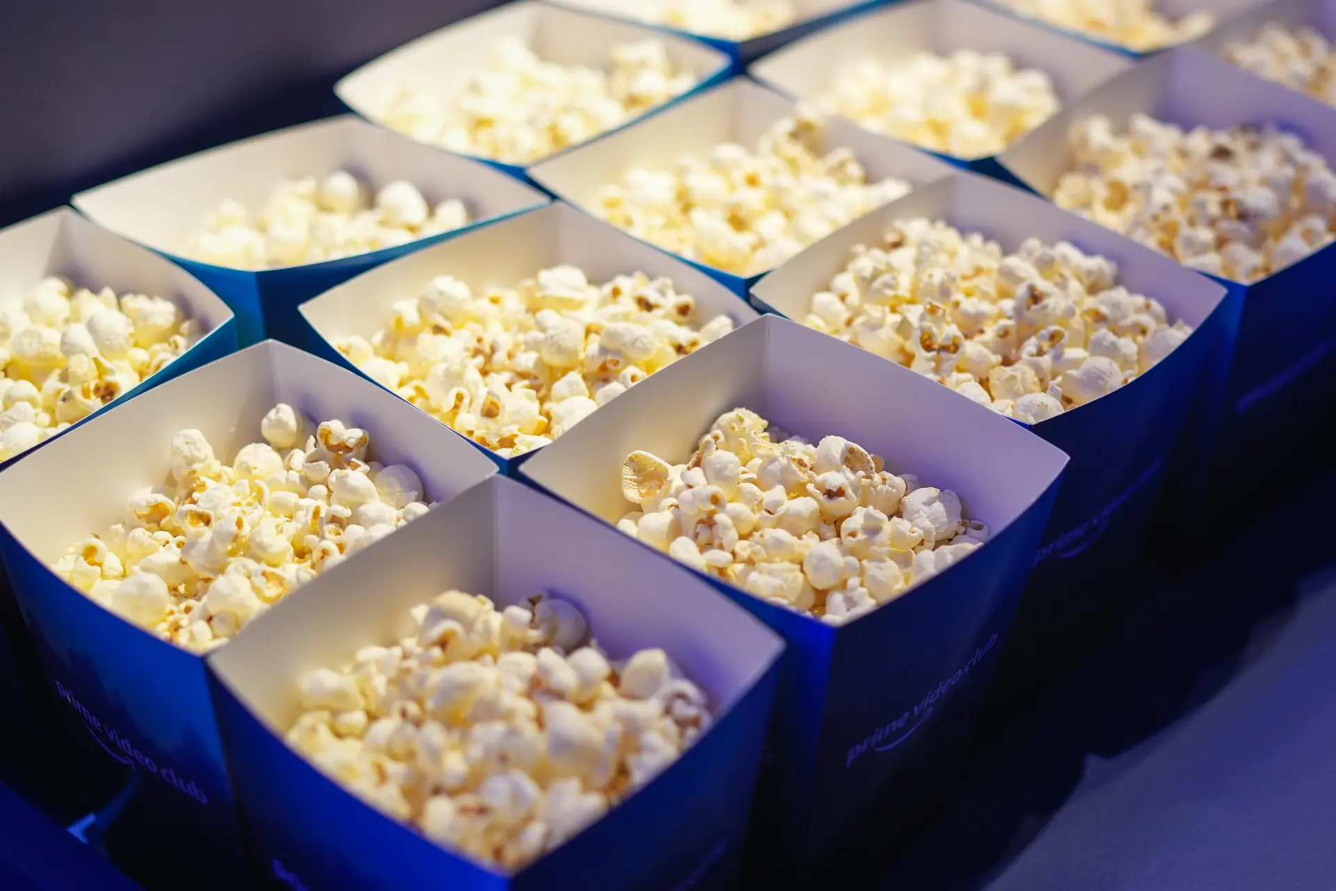 Pipocas podem escassear nos cinemas norte-americanos. Em Portugal, o preço pode tornar-se "proibitivo"
