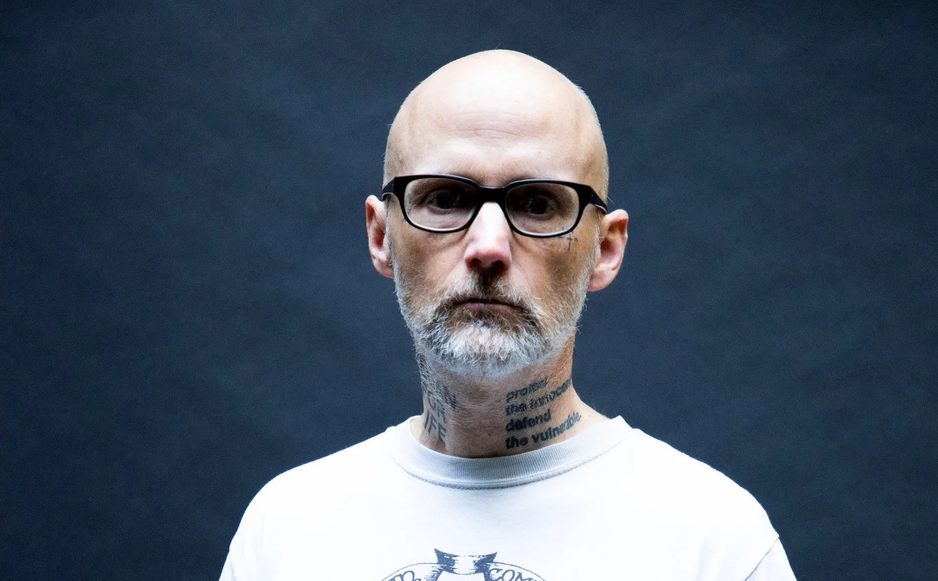 Moby vai celebrar os 25 anos do mega sucesso “Play” com um novo álbum e ...