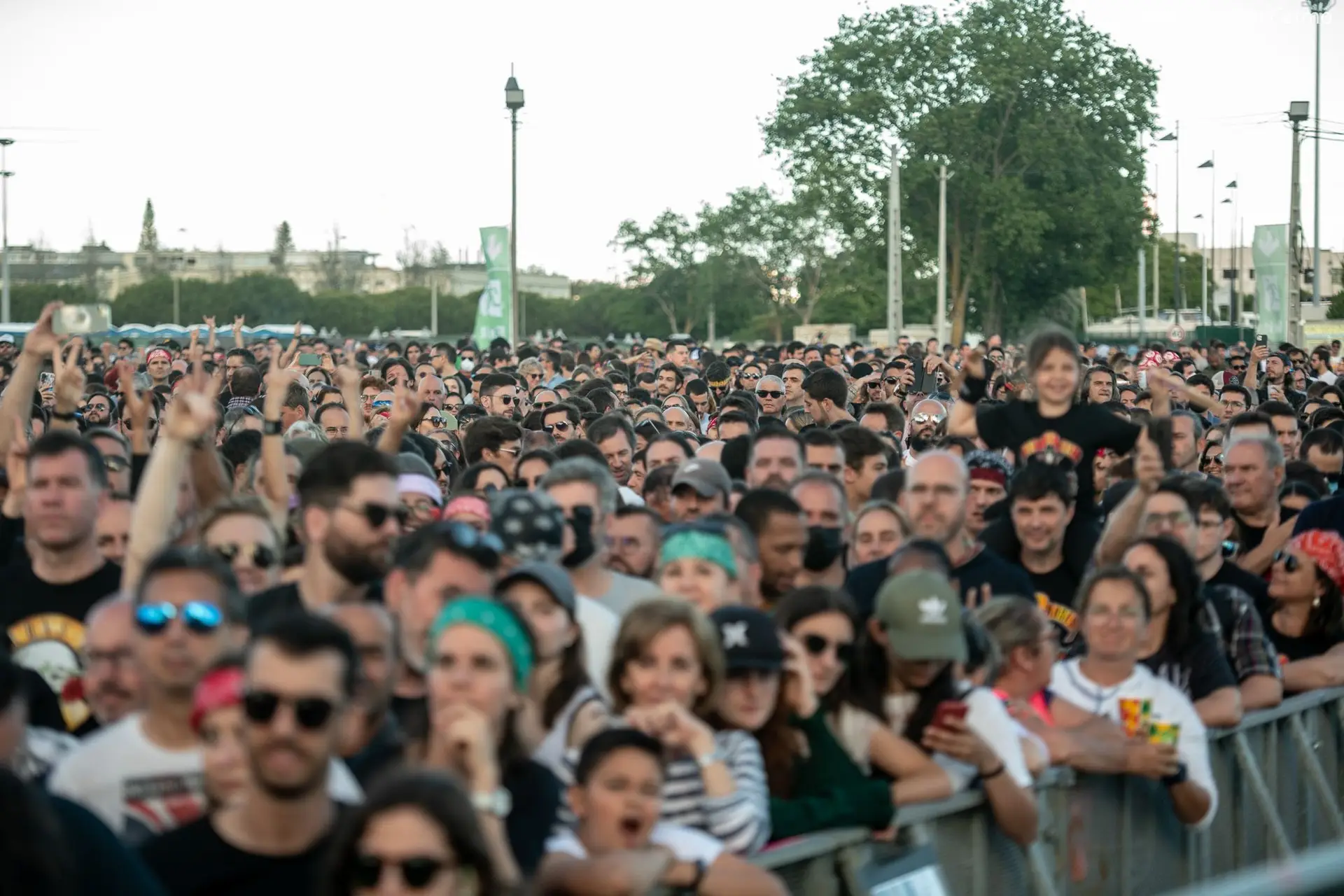 Ambiente no concerto de Guns N'Roses, Algés