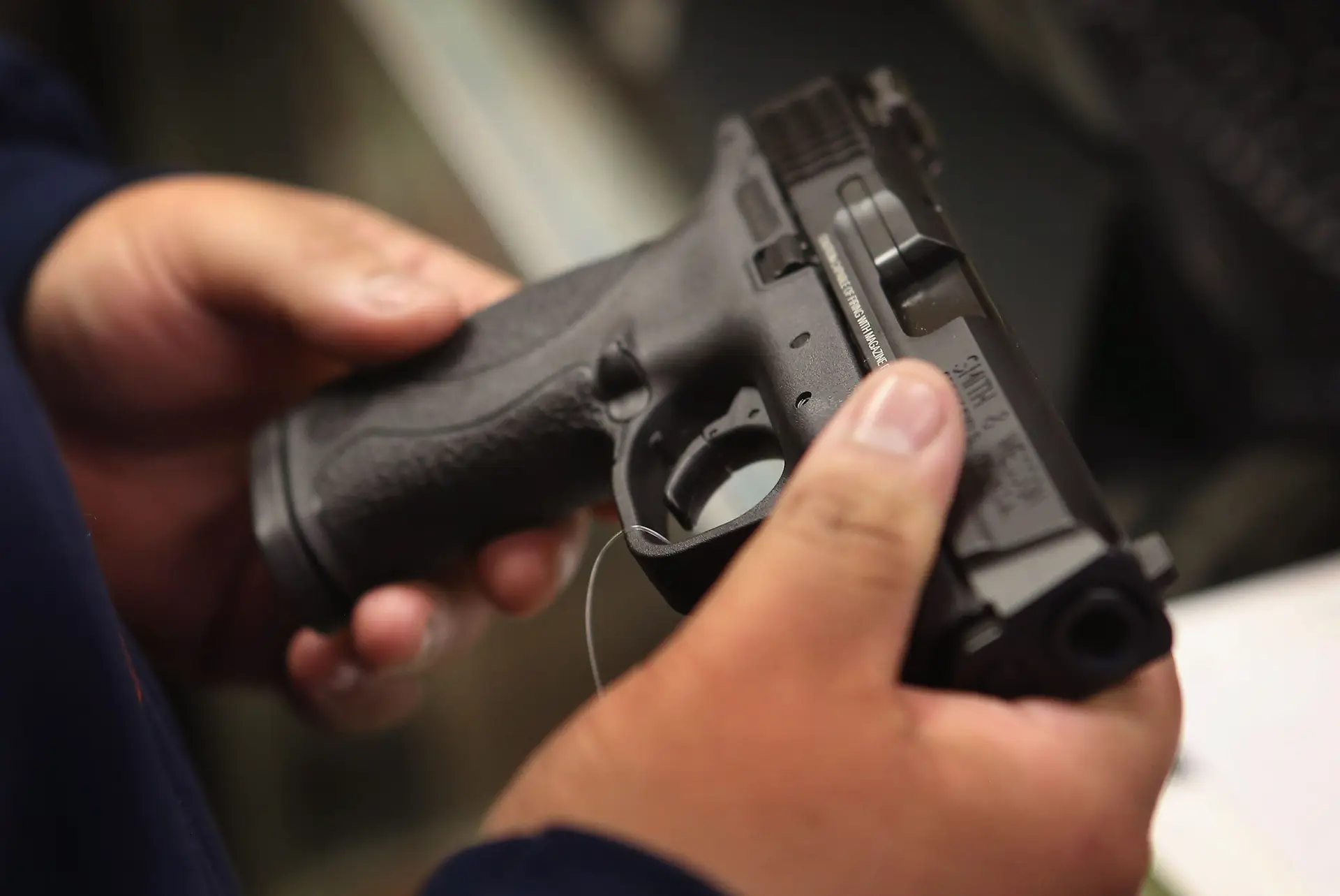 Rival de "Xuxas" fica em prisão preventiva. É suspeito de tráfico e posse de armas e foi apanhado a cortar cocaína em flagrante