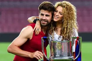 Shakira confirma separação do futebolista Gerard Piqué