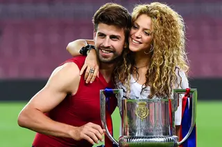 Shakira confirma separação do futebolista Gerard Piqué