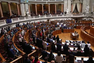 Parlamento volta a aprovar lei da eutanásia: agora é a vez de Marcelo