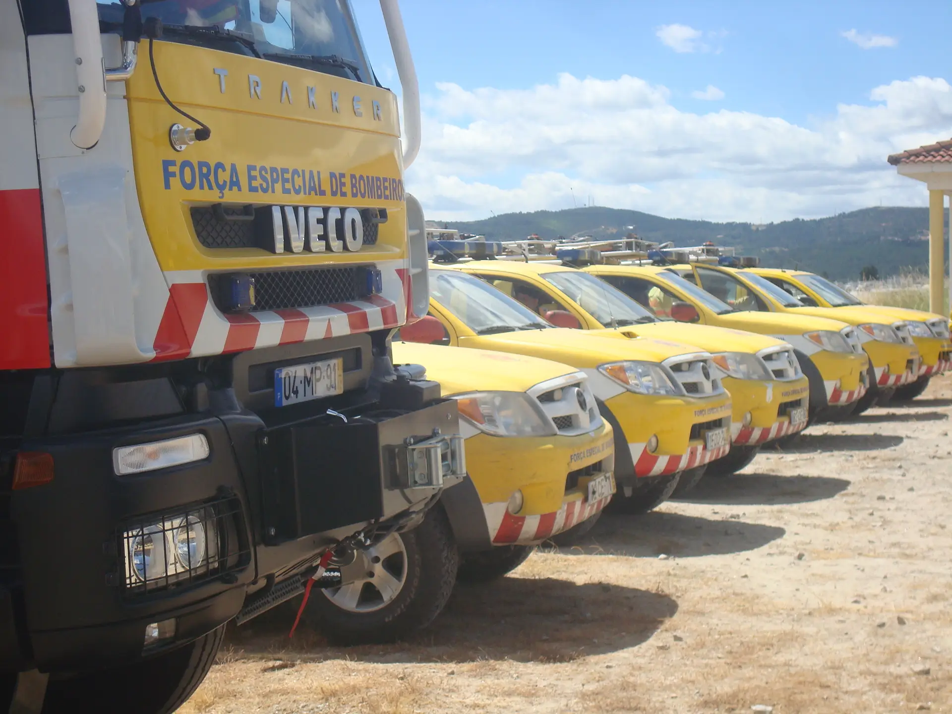 País tem 45 grupos para reforço no combate aos fogos e estão a ser mobilizados