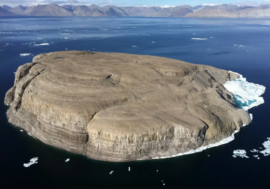 Árida e gelada, a ilha de Hans não é própria para habitação humana