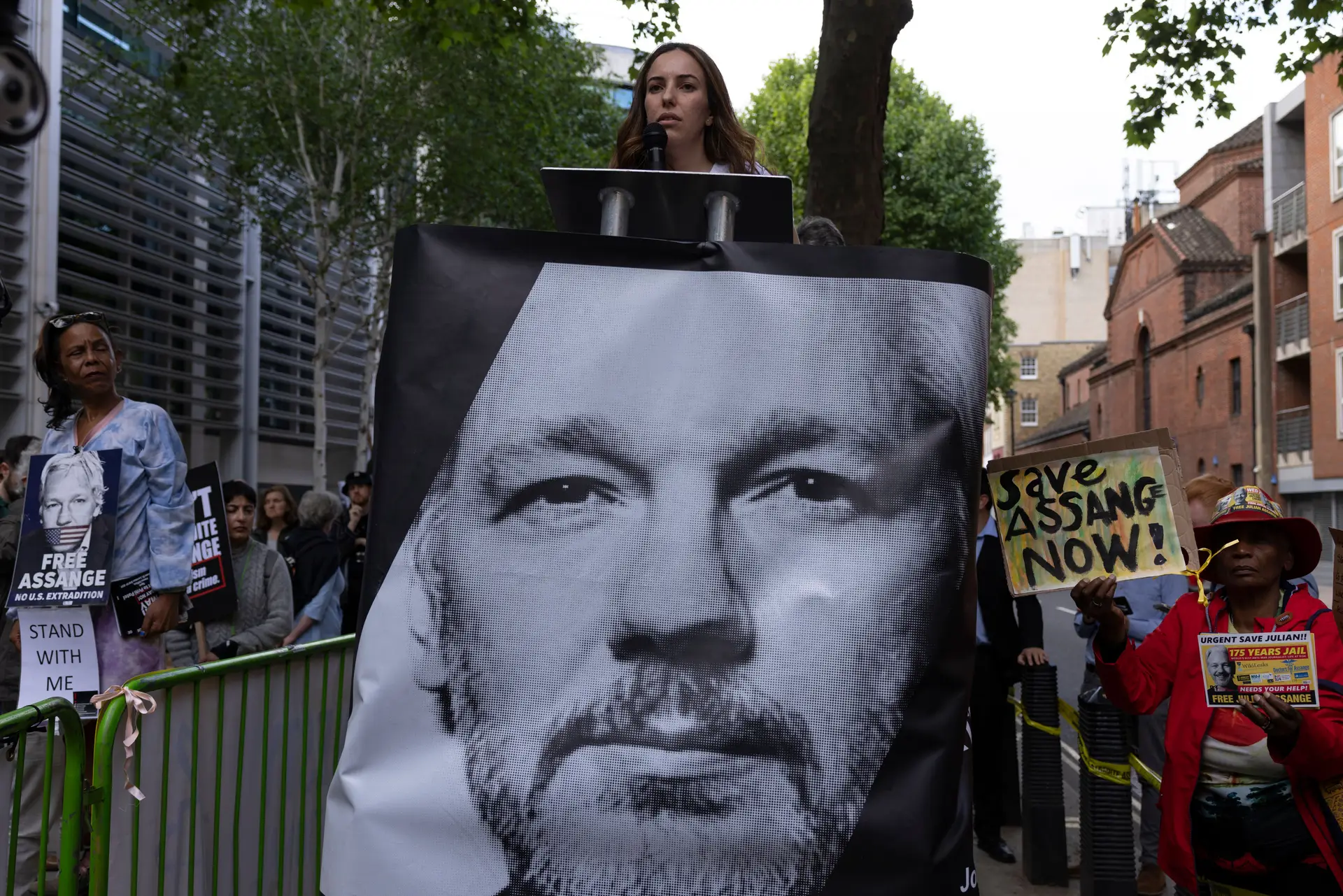 Julian Assange