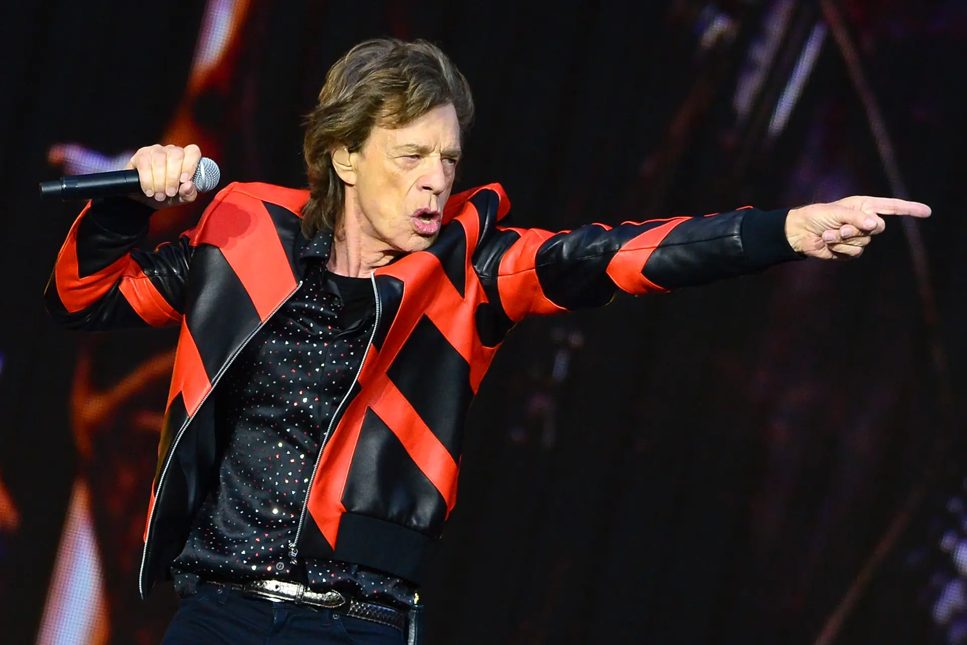 Mick Jagger dos Rolling Stones foi ver um concerto dos Coldplay e não se conteve