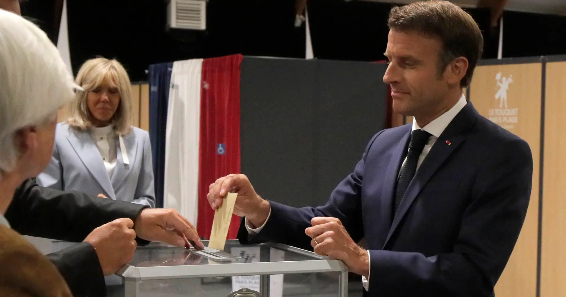 Eleições em França: votaram 38% dos eleitores a meio da tarde, sem atingir recorde de abstenção