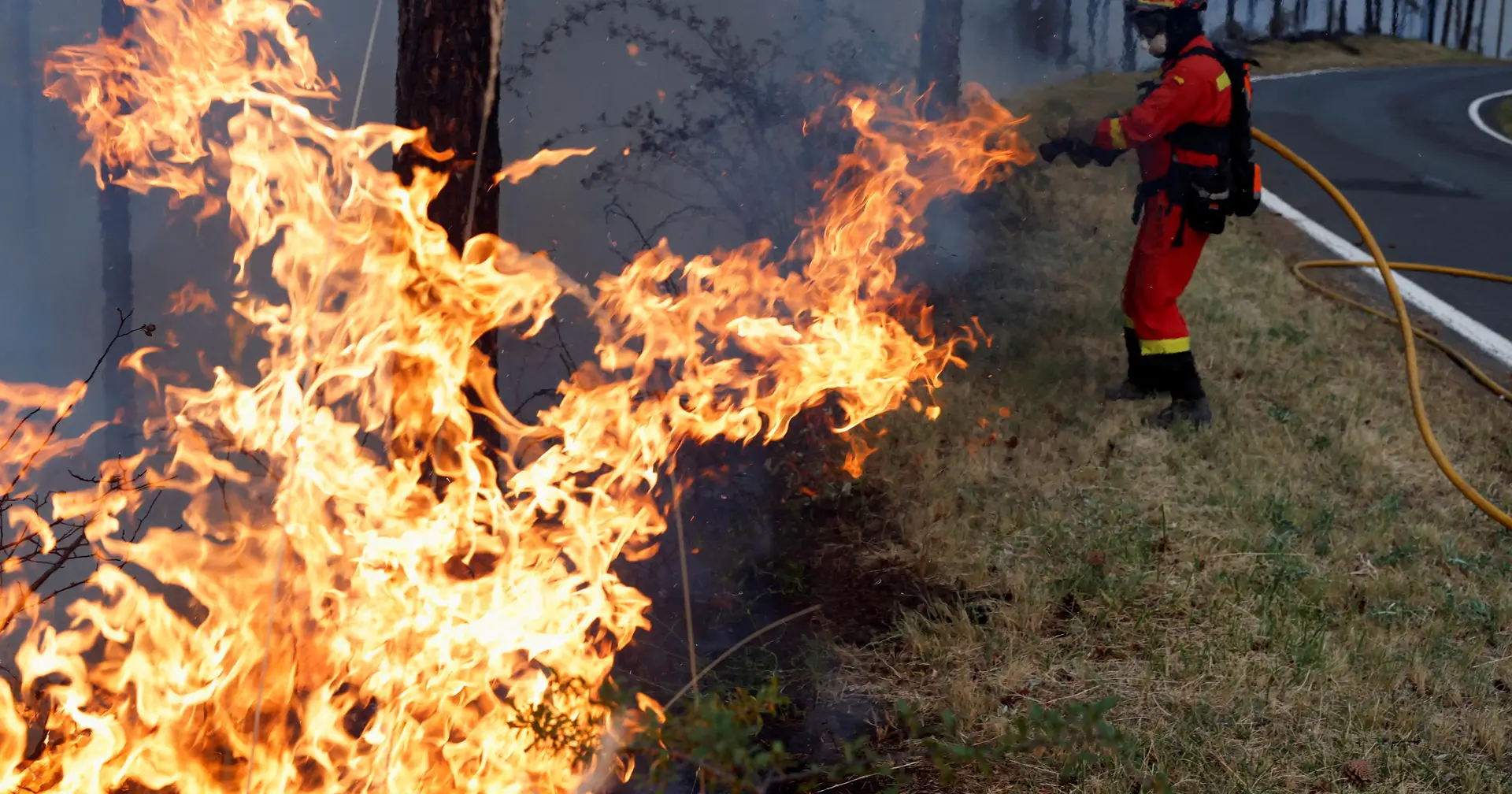 Onda de calor e seca provocam fortes incêndios em Espanha