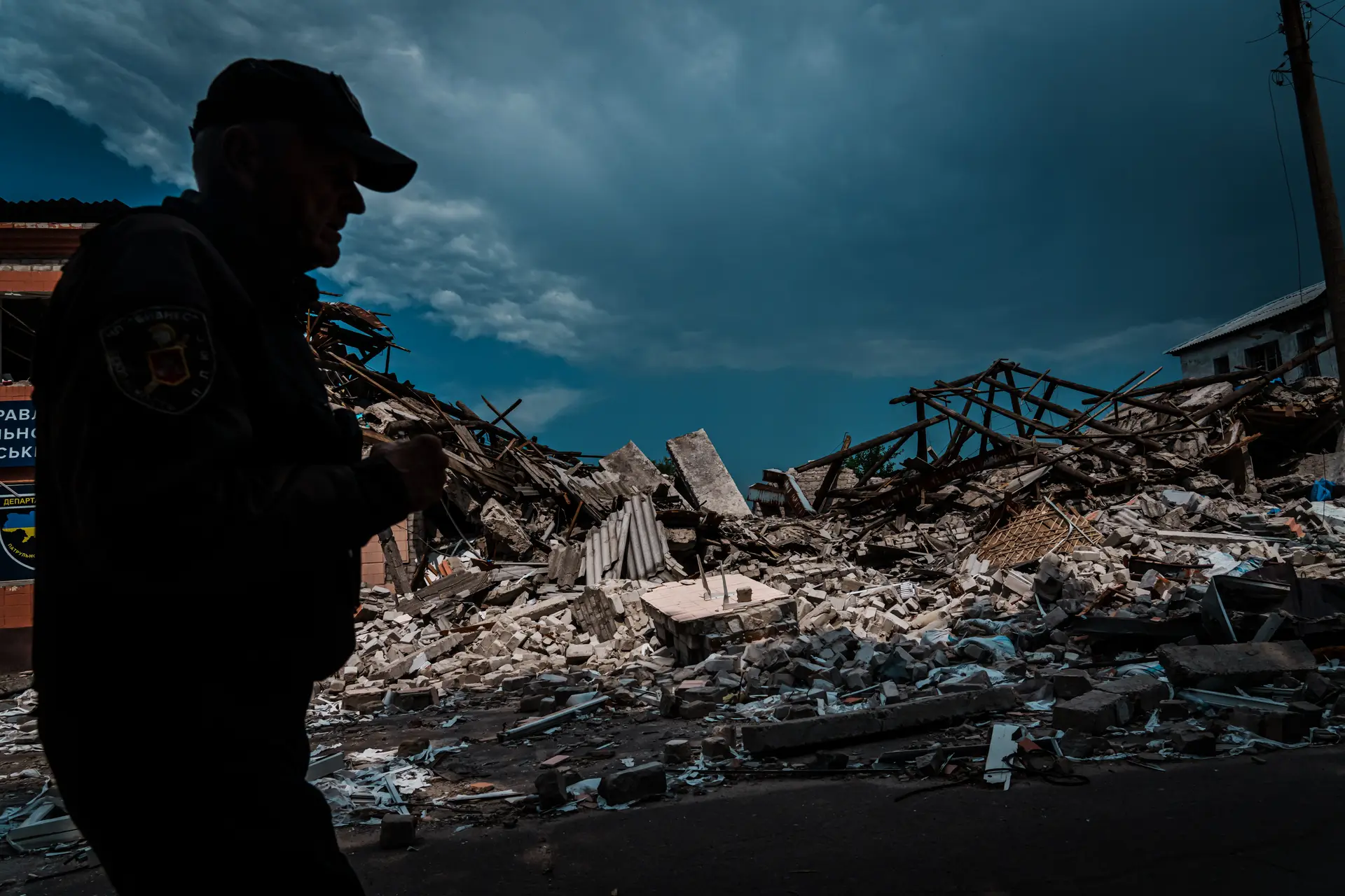 Três ataques em poucas horas na Crimeia: Rússia denuncia "sabotagem", Ucrânia fala em "desocupação total" (a guerra em direto)