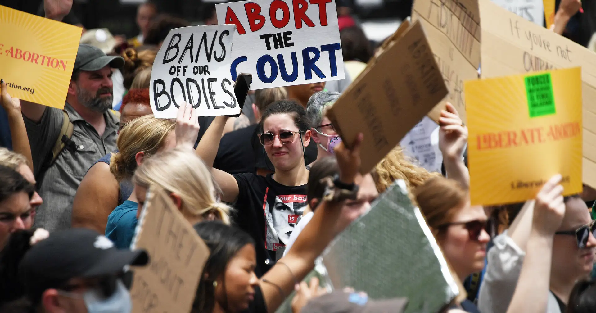 Decisão do Supremo afeta direitos de mais de metade das mulheres dos EUA (e tem ramificações que vão além do aborto)