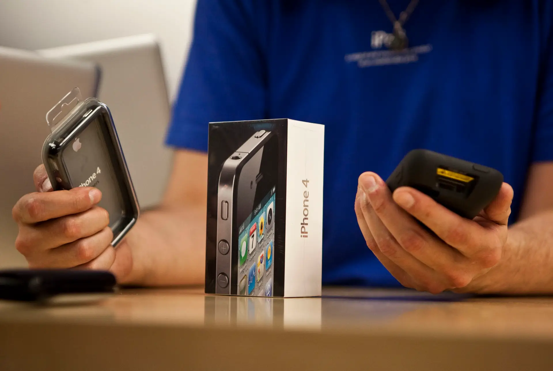 Apple alerta para graves falhas de segurança em iPhones, iPads e Macs