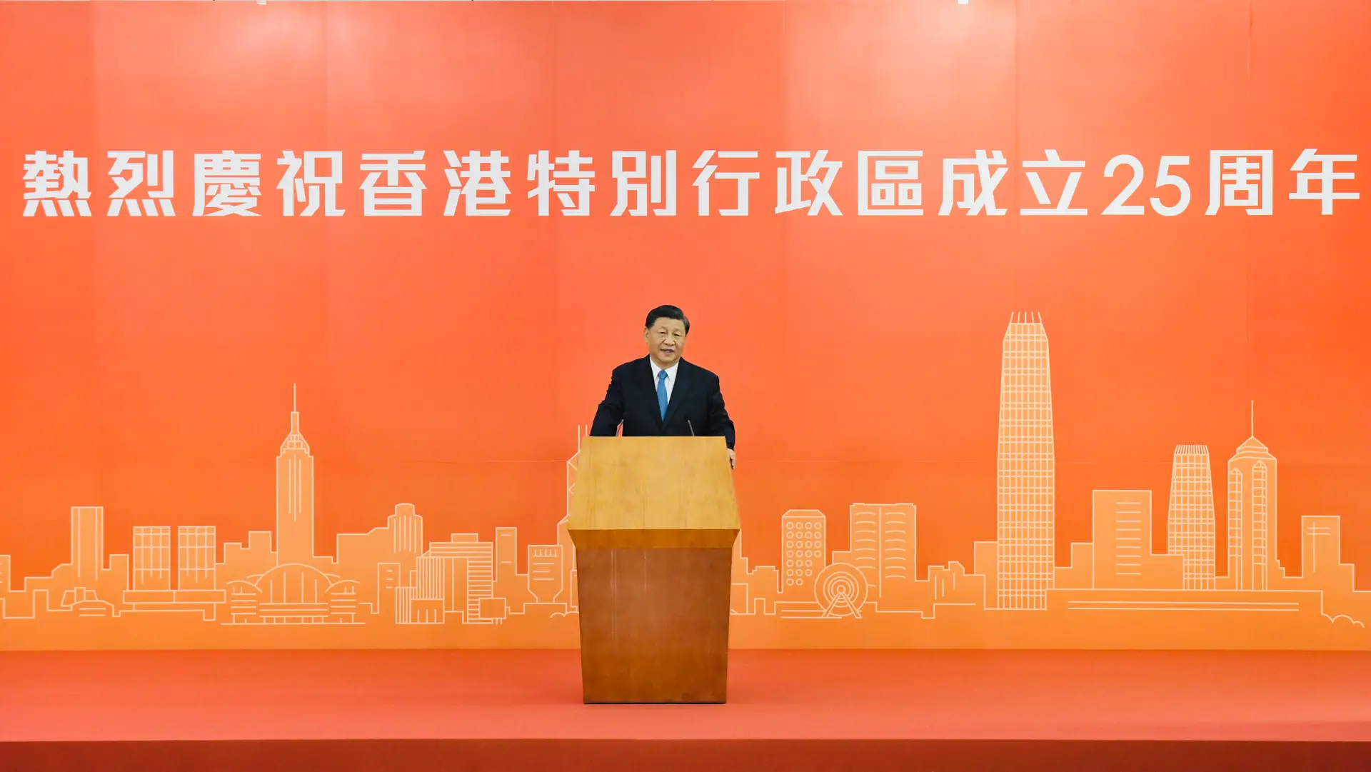 O Presidente chinês visitou Hong Kong esta quinta-feira
