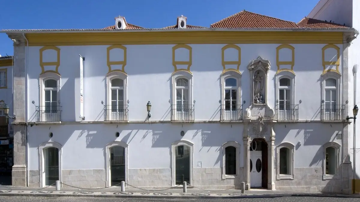 Museus e a história do futuro: funerais e projetos (1) - Rascunho