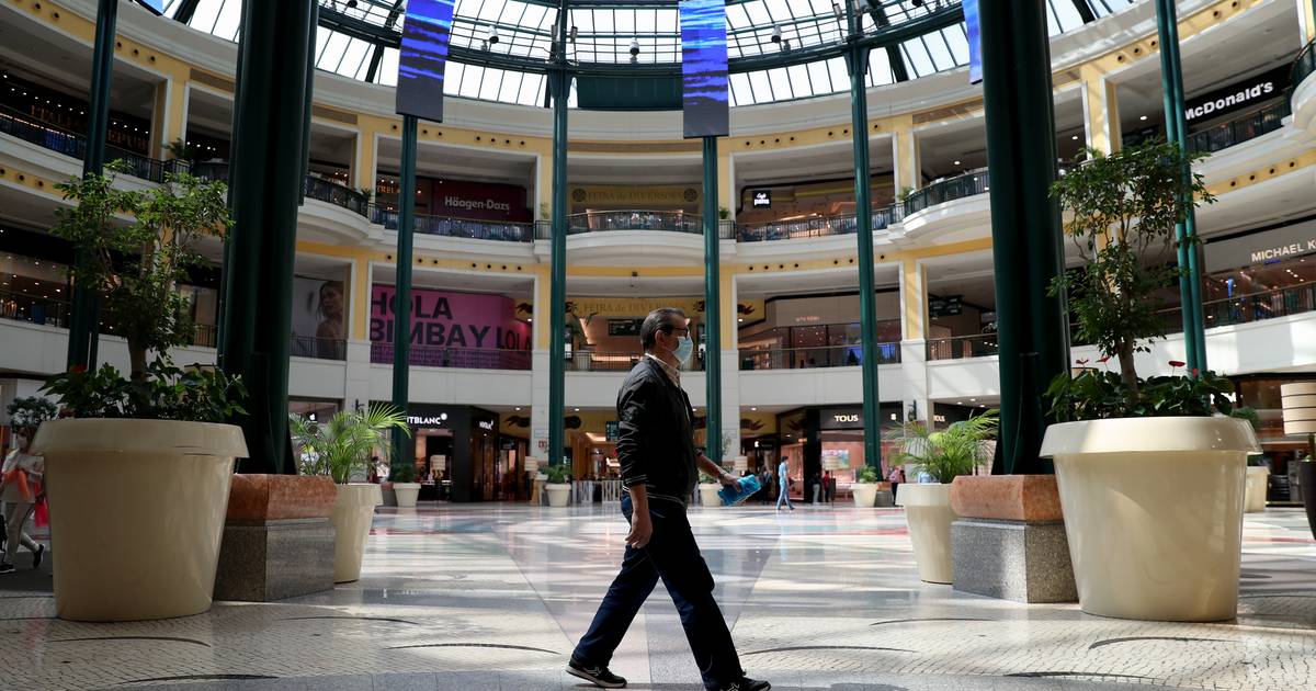 Vendas dos centros comerciais aumentaram 15,9% em dezembro face ao último ano antes da pandemia